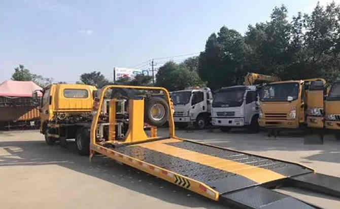 西湖区汽车中途维修案例